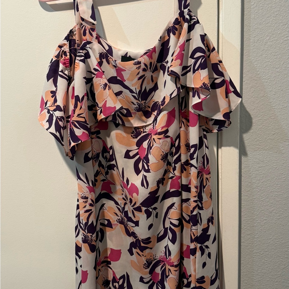 Attention Floral Patterned Garment